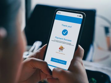 E8-Implementing-Effective-E-commerce-Payment-Solutions-Security-Convenience-and-Trust-ED-EDIT-Edited