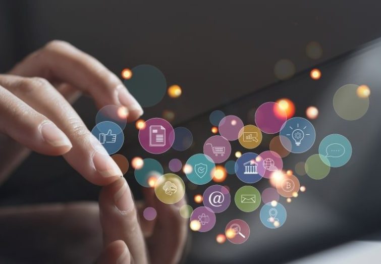 SM18 - From Lead to Loyal Customer- The Social Media Sales Funnel Reimagined
