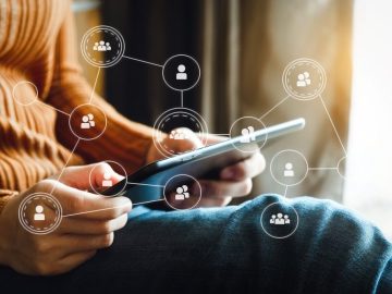 SM5 - Cracking the Algorithm- How to Stay Visible on News Feeds